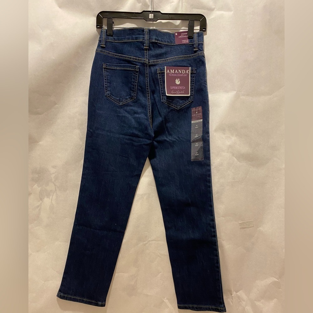 Gloria Vanderbilt® Amanda Petite High‑Rise Straight‑Leg Jeans NWT 4P - Picture 4 of 10